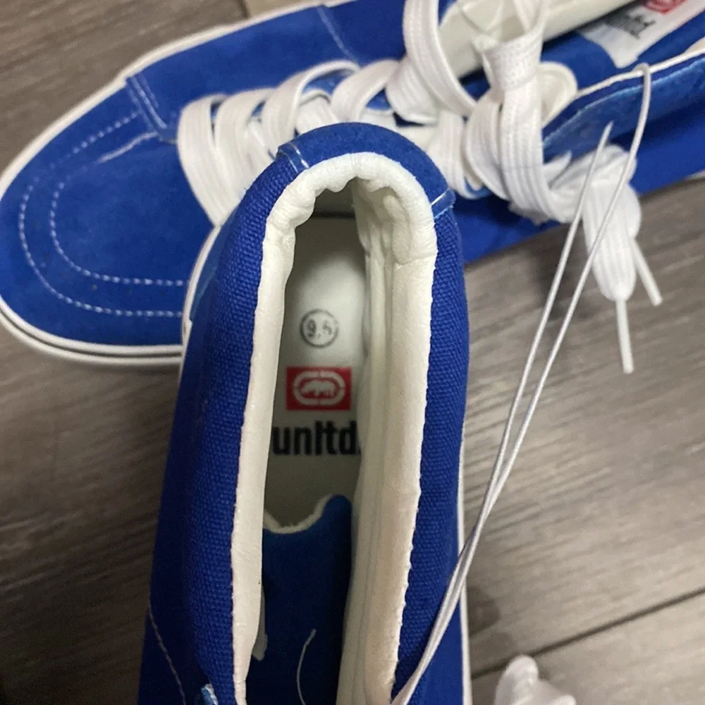 NWOT! UNLTD Blue‎ High-Top Sneakers